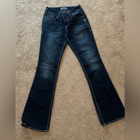 Silver Suki Mid- Rise Bootcut Jeans - Picture 3 of 7